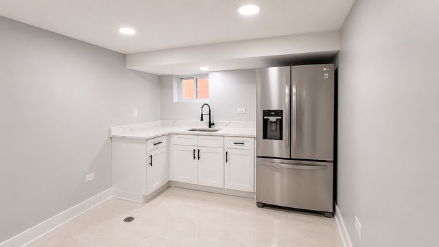 5742 W 63rd Place, Chicago, IL 60638