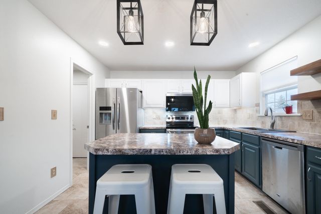 8202 W 16th Ct N, Wichita, KS 67212