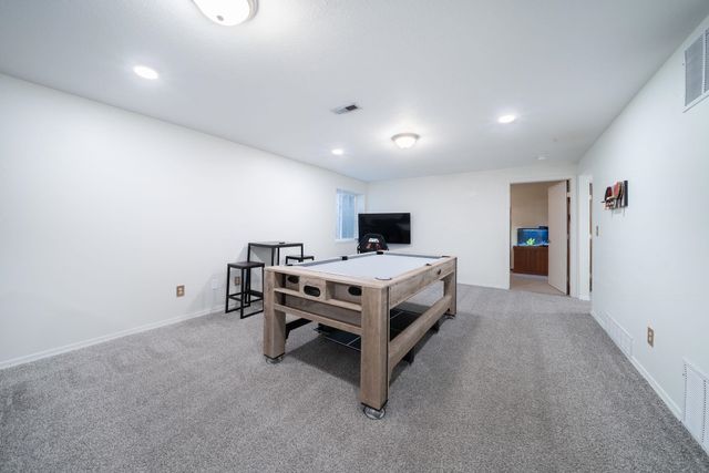 8202 W 16th Ct N, Wichita, KS 67212