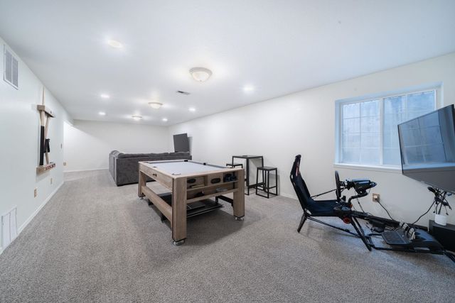 8202 W 16th Ct N, Wichita, KS 67212