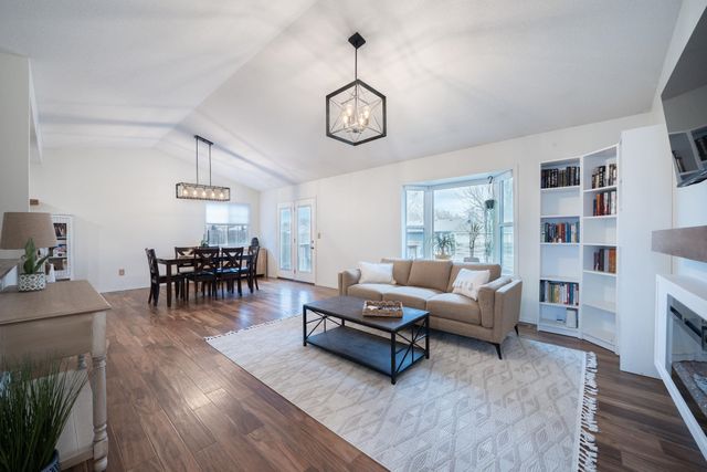 8202 W 16th Ct N, Wichita, KS 67212