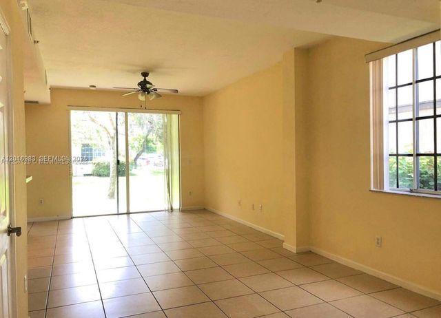 1971 Freeport Ln 4915, Riviera Beach, FL 33404