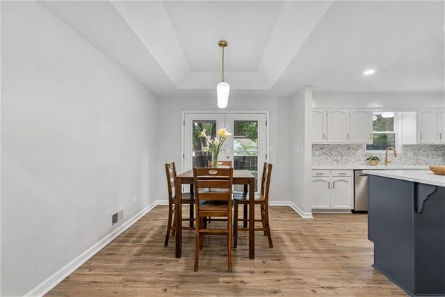 101 Manor Drive, Belton, MO 64012