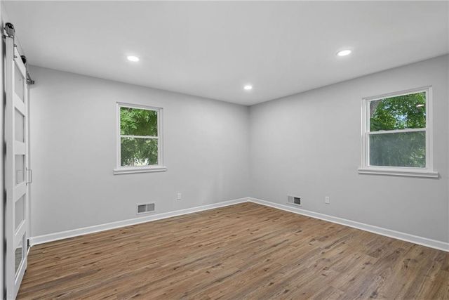 101 Manor Drive, Belton, MO 64012