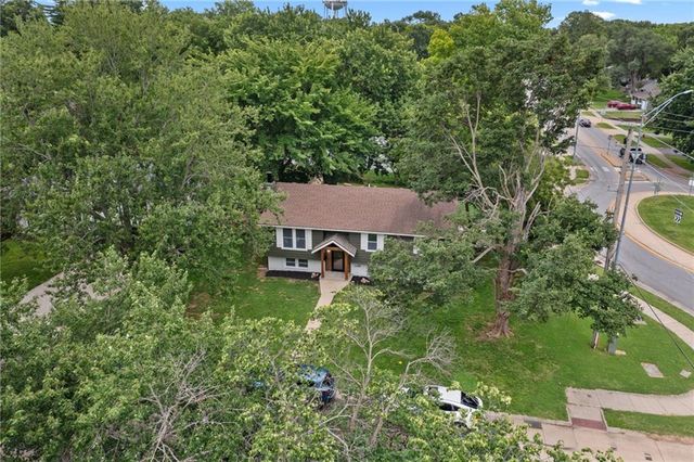 101 Manor Drive, Belton, MO 64012