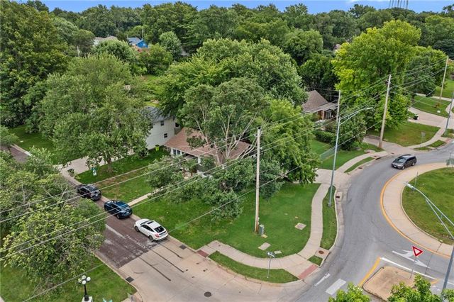 101 Manor Drive, Belton, MO 64012