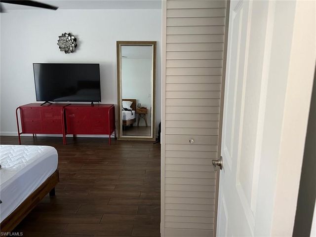 1115 SW 42nd ST, Cape Coral, FL 33914