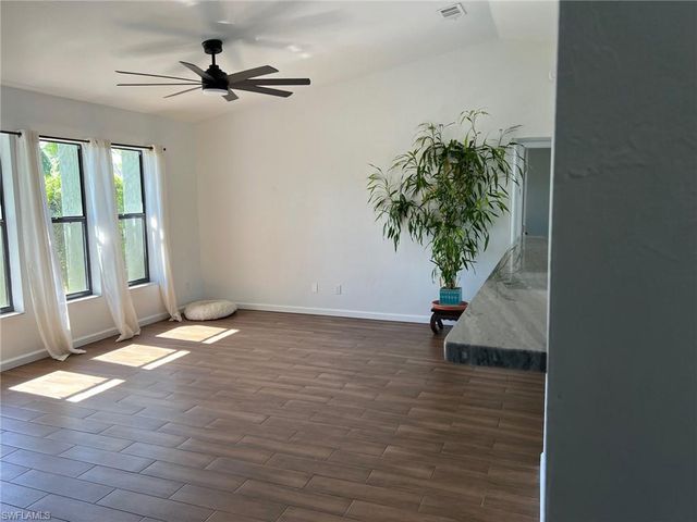 1115 SW 42nd ST, Cape Coral, FL 33914