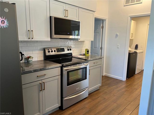 1115 SW 42nd ST, Cape Coral, FL 33914