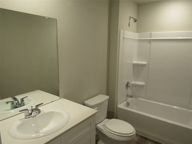1612 Tin Roof Road, Krum, TX 76249