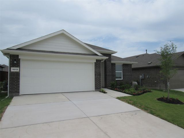 1612 Tin Roof Road, Krum, TX 76249