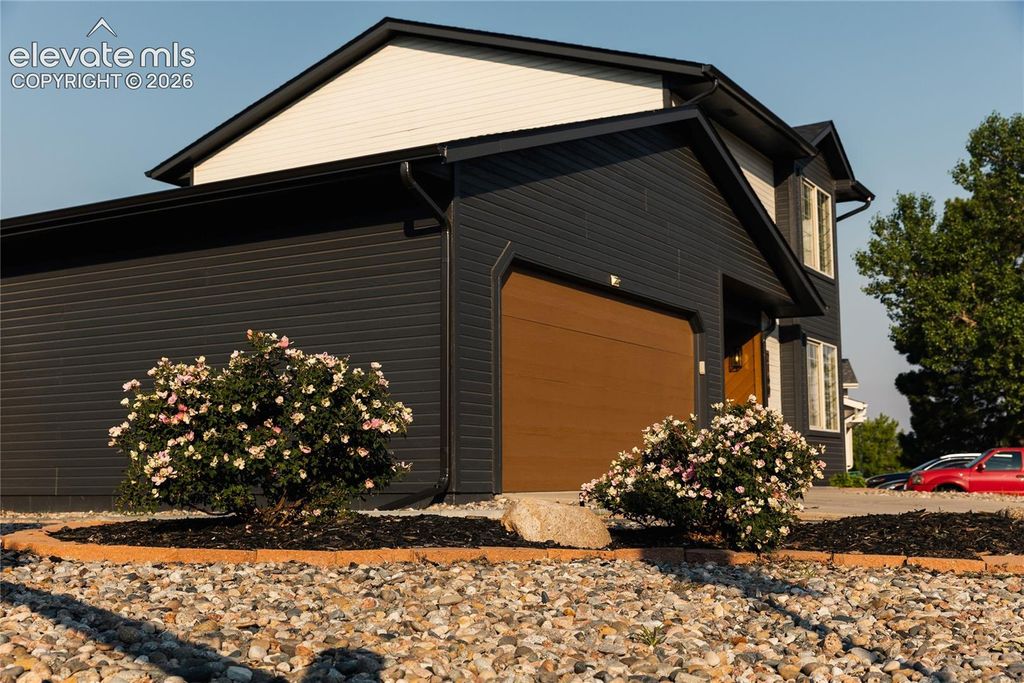 2160 Ambleside Drive, Colorado Springs, CO 80915
