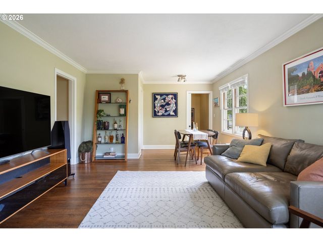 1206 Ne 75TH Ave, Portland, OR 97213