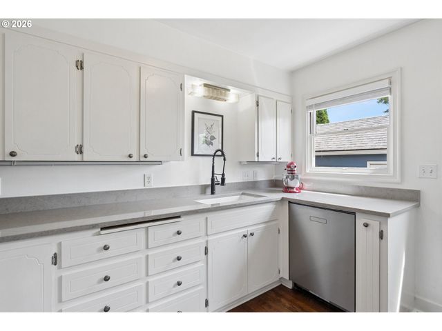 1206 Ne 75TH Ave, Portland, OR 97213
