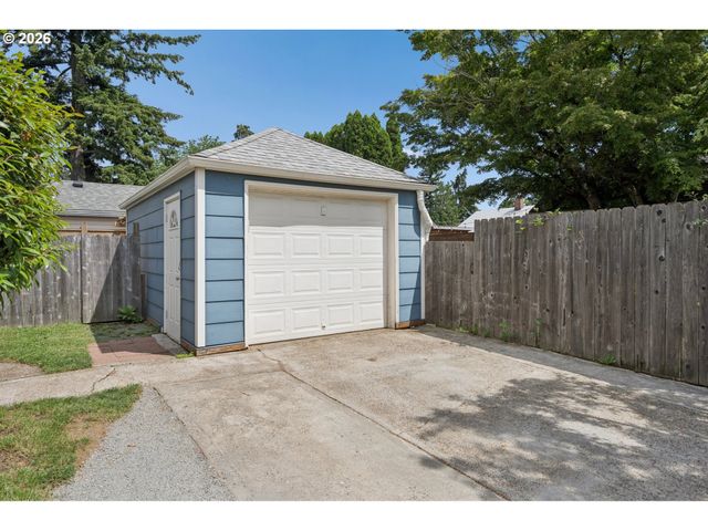 1206 Ne 75TH Ave, Portland, OR 97213