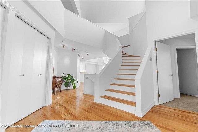 4279 Shadow Ridge, Okemos, MI 48864