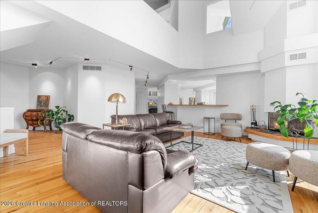 4279 Shadow Ridge, Okemos, MI 48864