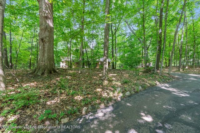 4279 Shadow Ridge, Okemos, MI 48864