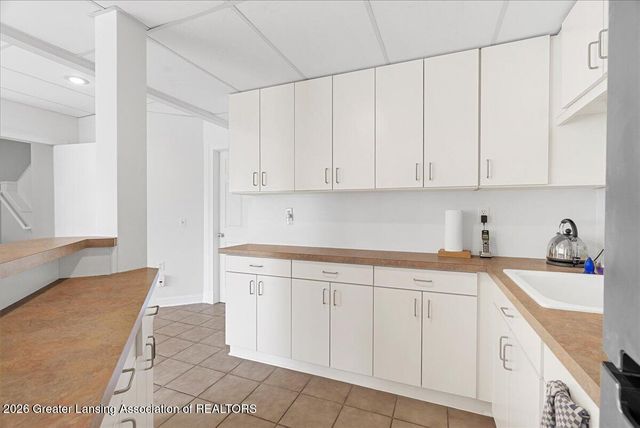 4279 Shadow Ridge, Okemos, MI 48864