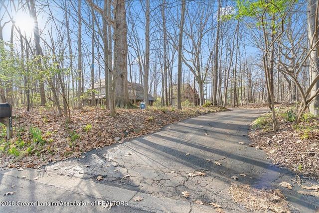 4279 Shadow Ridge, Okemos, MI 48864