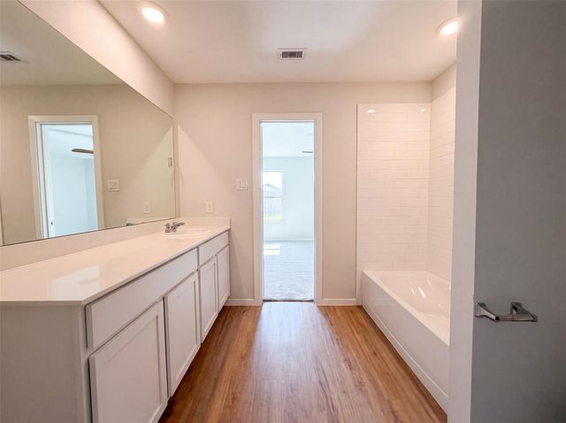 5118 Sunvalley Bend Drive, Katy, TX 77493