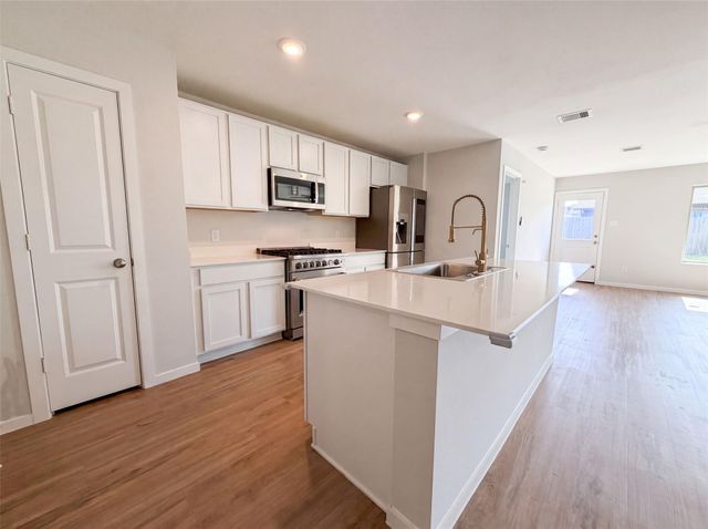 5118 Sunvalley Bend Drive, Katy, TX 77493