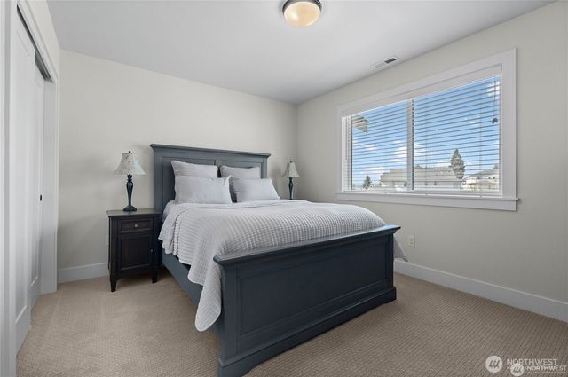 2804 25th Avenue Ct SE, Puyallup, WA 98374