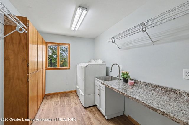 2145 E Willoughby Road, Mason, MI 48854
