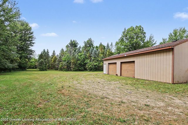 2145 E Willoughby Road, Mason, MI 48854