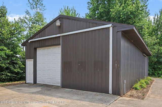 2145 E Willoughby Road, Mason, MI 48854