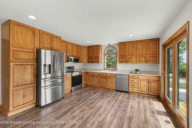 2145 E Willoughby Road, Mason, MI 48854