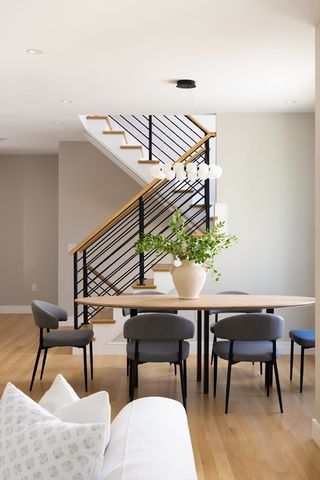 356 Linwood Ave 356, Newton, MA 02460