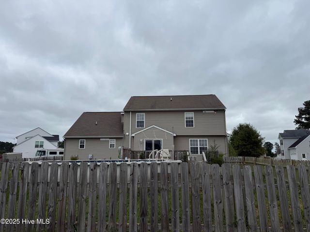 102 Maidens Court, Elizabeth City, NC 27909