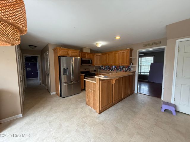 102 Maidens Court, Elizabeth City, NC 27909
