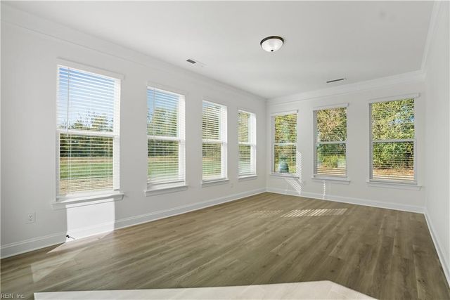 1327 Wharf Hill DR, Smithfield, VA 23430