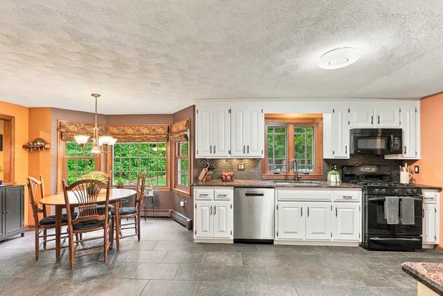 8 Joseph Rd, Hopkinton, MA 01748