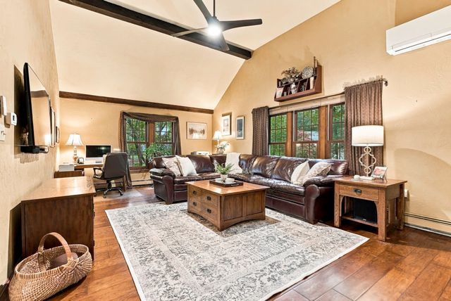 8 Joseph Rd, Hopkinton, MA 01748