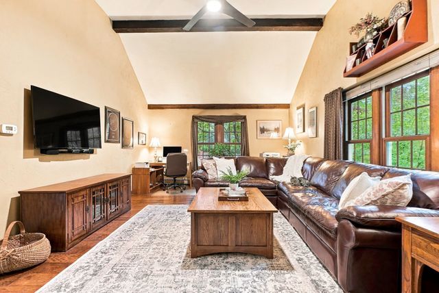 8 Joseph Rd, Hopkinton, MA 01748