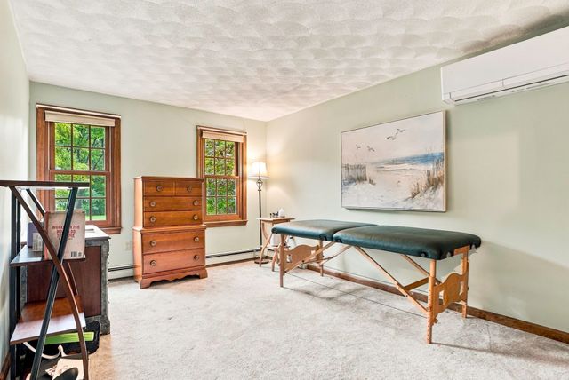 8 Joseph Rd, Hopkinton, MA 01748
