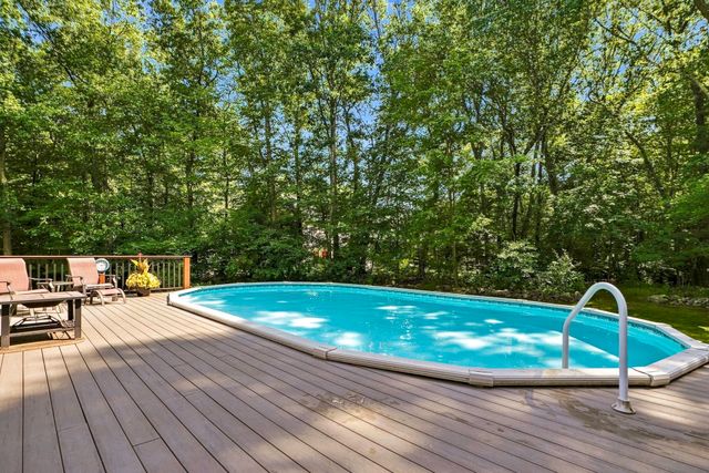 8 Joseph Rd, Hopkinton, MA 01748