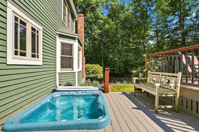 8 Joseph Rd, Hopkinton, MA 01748