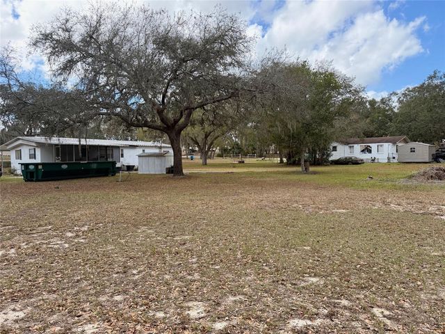 13329 SE 175TH STREET, Weirsdale, FL 32195