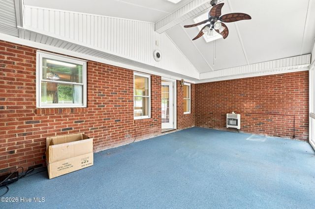 303 Harvey Circle, Grifton, NC 28530