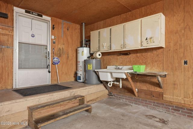 303 Harvey Circle, Grifton, NC 28530