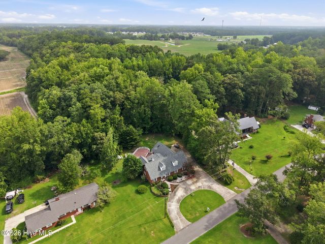 303 Harvey Circle, Grifton, NC 28530
