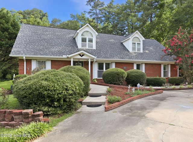 303 Harvey Circle, Grifton, NC 28530