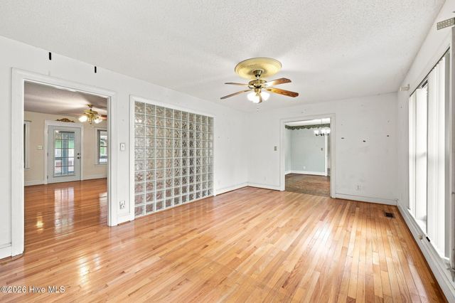 303 Harvey Circle, Grifton, NC 28530