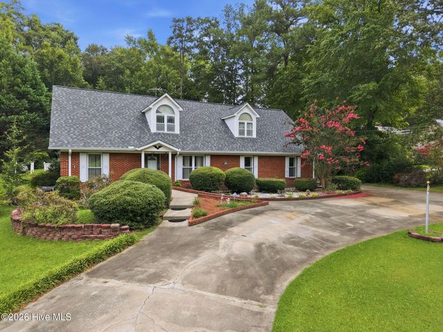 303 Harvey Circle, Grifton, NC 28530