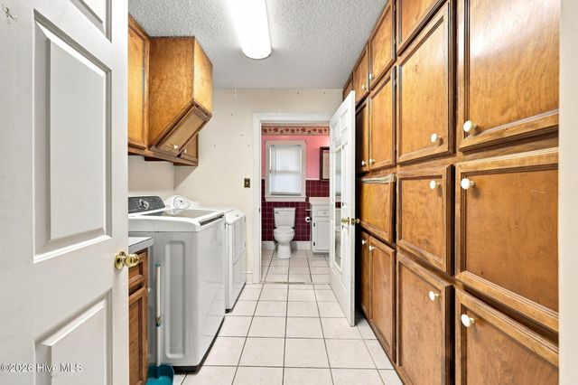 303 Harvey Circle, Grifton, NC 28530