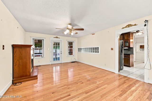 303 Harvey Circle, Grifton, NC 28530